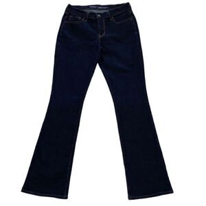 Old Navy Mid-rise Flare Jeans (Size 6)